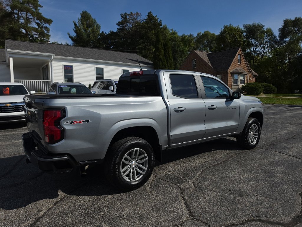 Certified 2024 Chevrolet Colorado LT w/ LT Convenience Package II AWD/4WD image 5