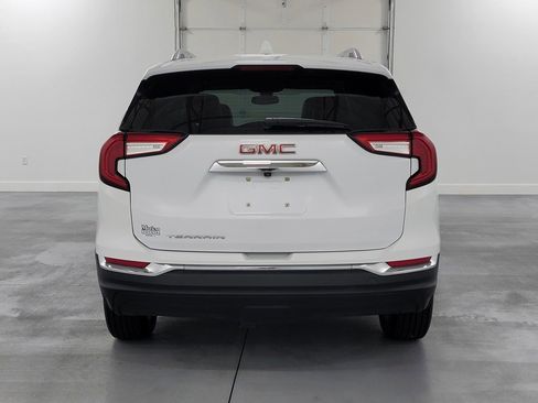Used 2023 GMC Terrain SLT image 7