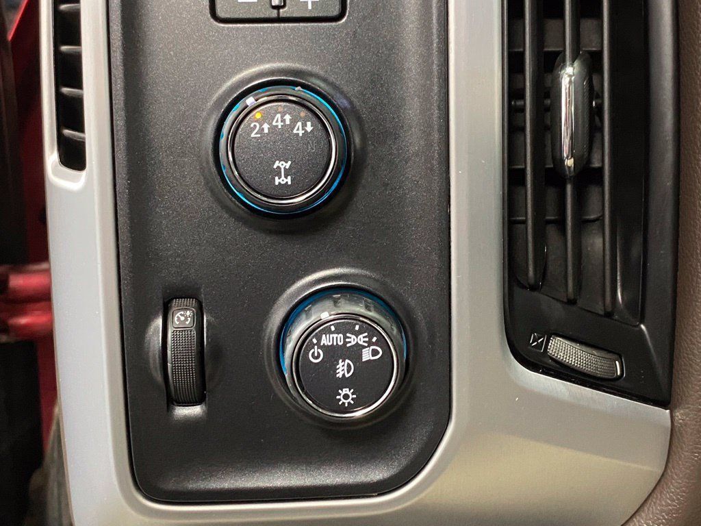 Used 2019 GMC Sierra 2500 SLT w/ LPO, Protection Package AWD/4WD image 20