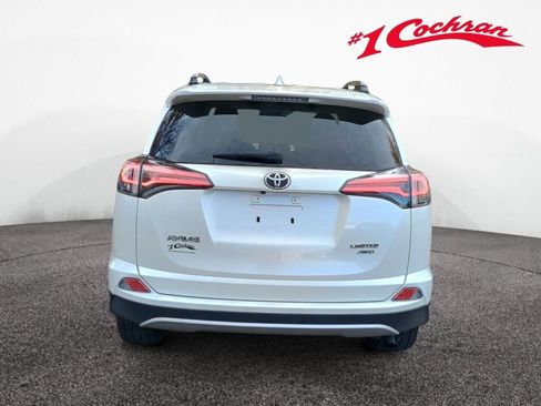Used 2018 Toyota RAV4 Limited image 6