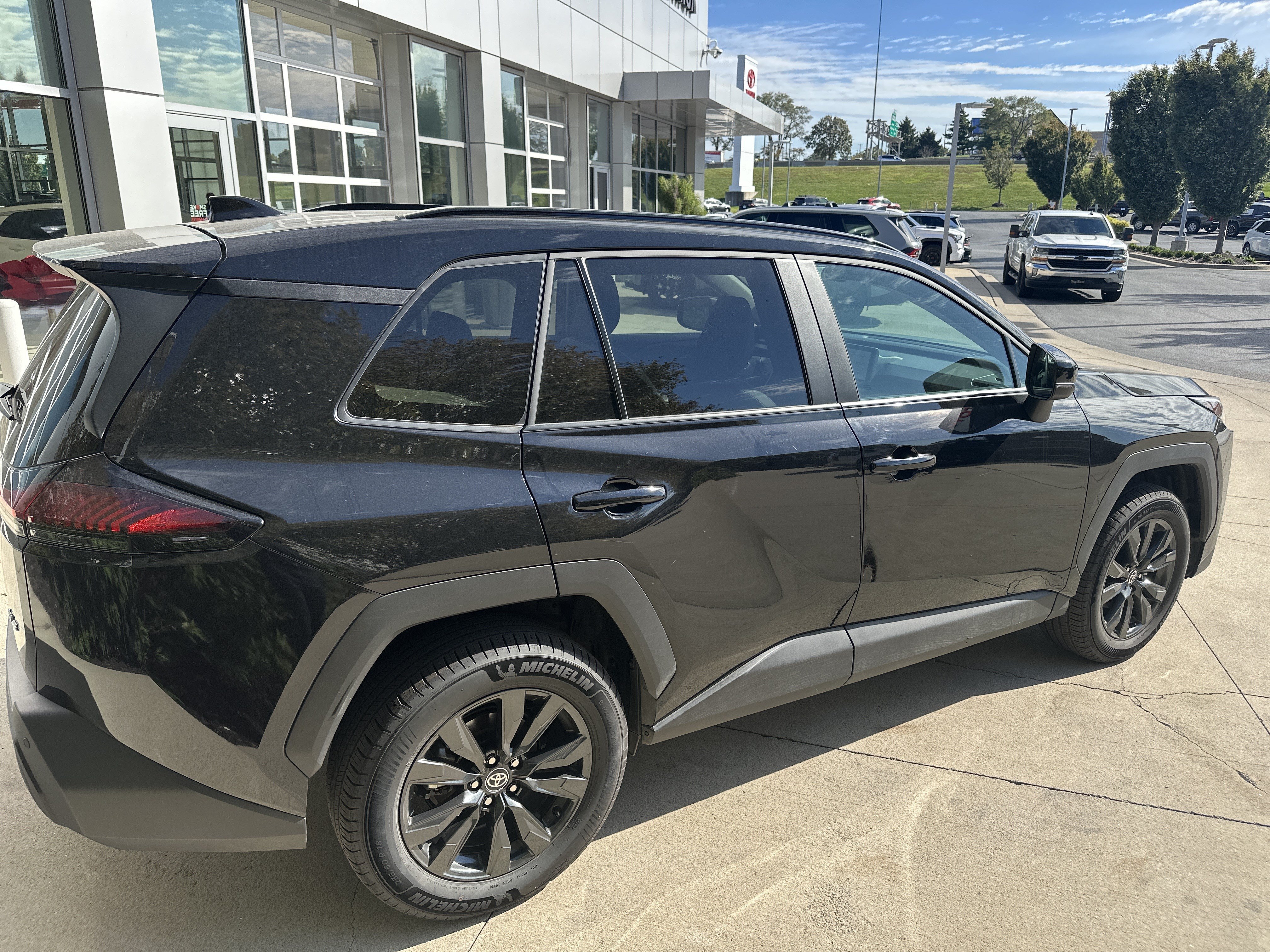 Used 2026 Toyota RAV4 XLE Premium AWD/4WD image 6