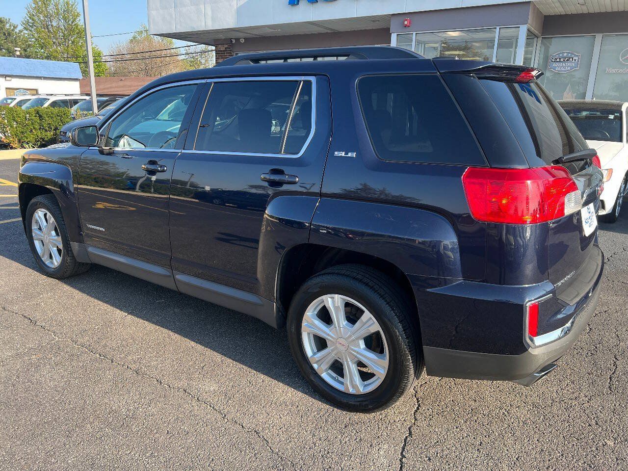 Used 2017 GMC Terrain SLE w/ Convenience Package AWD/4WD image 12