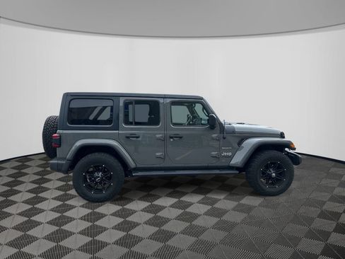 Certified 2020 Jeep Wrangler Unlimited Sahara w/ Dual Top Group AWD/4WD image 6