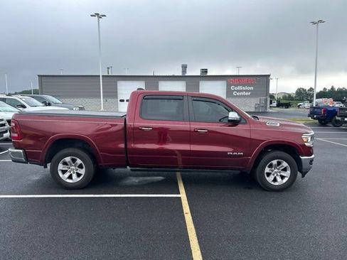 Used 2019 RAM 1500 Laramie AWD/4WD image 6