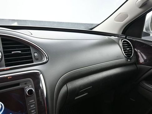 Used 2017 Buick Enclave Leather w/ Trailering Package image 21