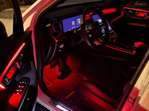 Used 2025 Mercedes-Benz GLC 43 AMG 4MATIC image 5