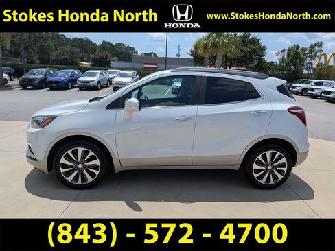 Used 2019 Buick Encore Essence FWD image 10