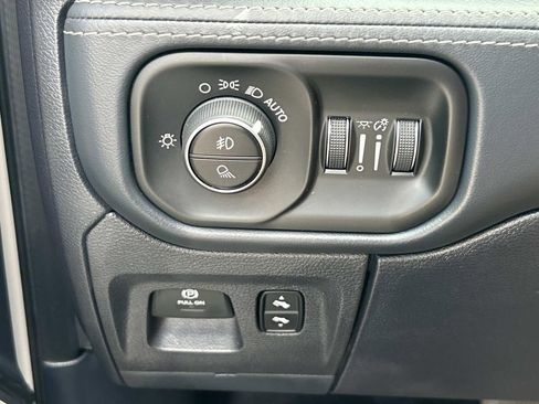 Used 2020 RAM 1500 Limited AWD/4WD image 42
