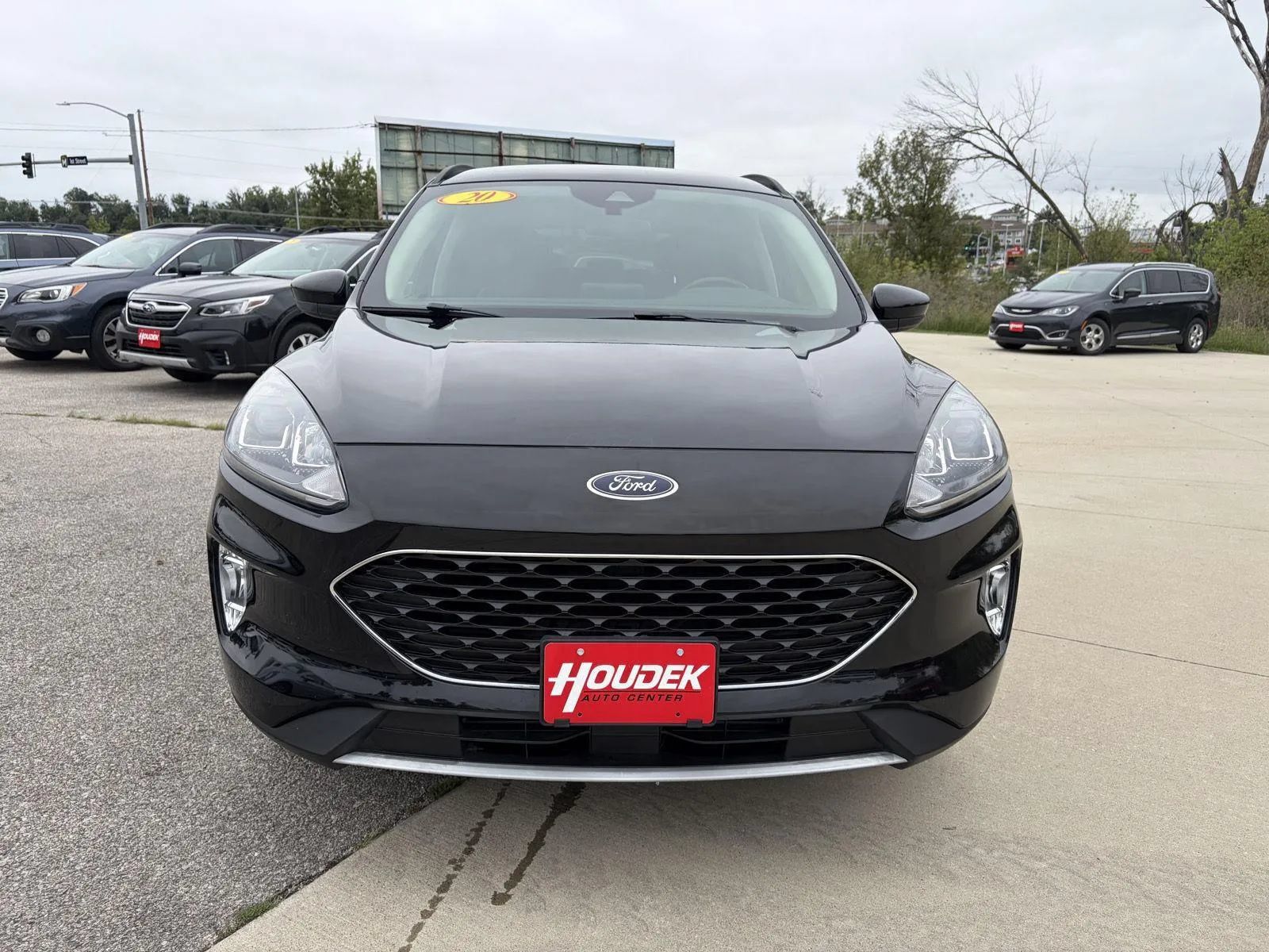 Used 2020 Ford Escape SEL AWD/4WD image 2