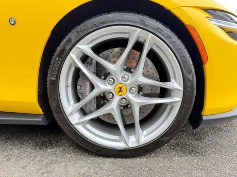 Used 2022 Ferrari Roma RWD image 28