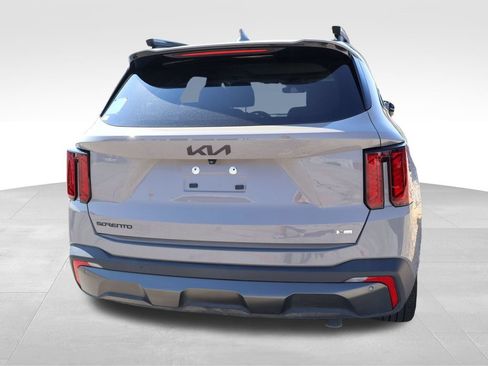 Used 2025 Kia Sorento X-Line EX AWD/4WD image 17