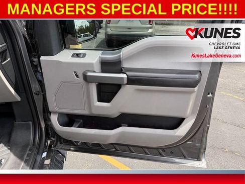 Used 2016 Ford F150 XLT w/ Equipment Group 302A Luxury AWD/4WD image 21