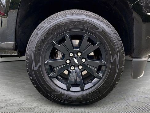 Used 2017 Chevrolet Colorado Z71 w/ Z71 Midnight Edition image 31