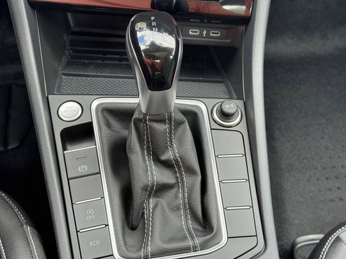 New 2025 Volkswagen Jetta SE image 25