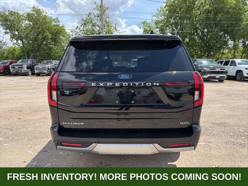 Used 2025 Ford Expedition Max Platinum image 5