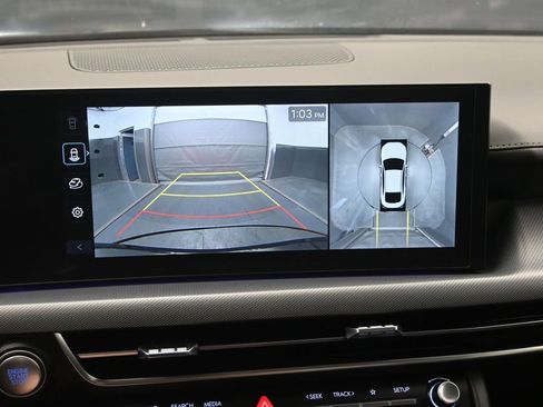 Used 2025 Hyundai Sonata Limited FWD image 14