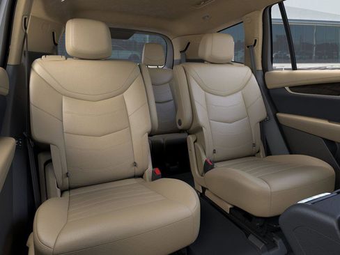 New 2025 Cadillac XT6 Sport w/ Platinum Package image 18