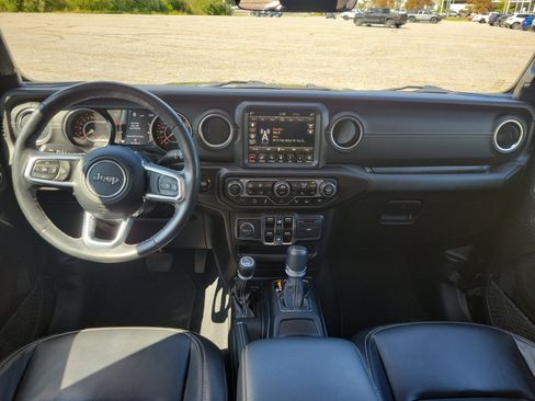 Used 2021 Jeep Gladiator Overland w/ Popular Equipment Package AWD/4WD image 18