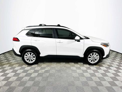 Used 2023 Toyota Corolla Cross LE w/ Black Badges Package (TMS) FWD image 8
