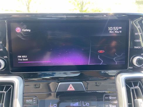 Used 2022 Kia Sorento S w/ Panoramic Sunroof Package FWD image 25
