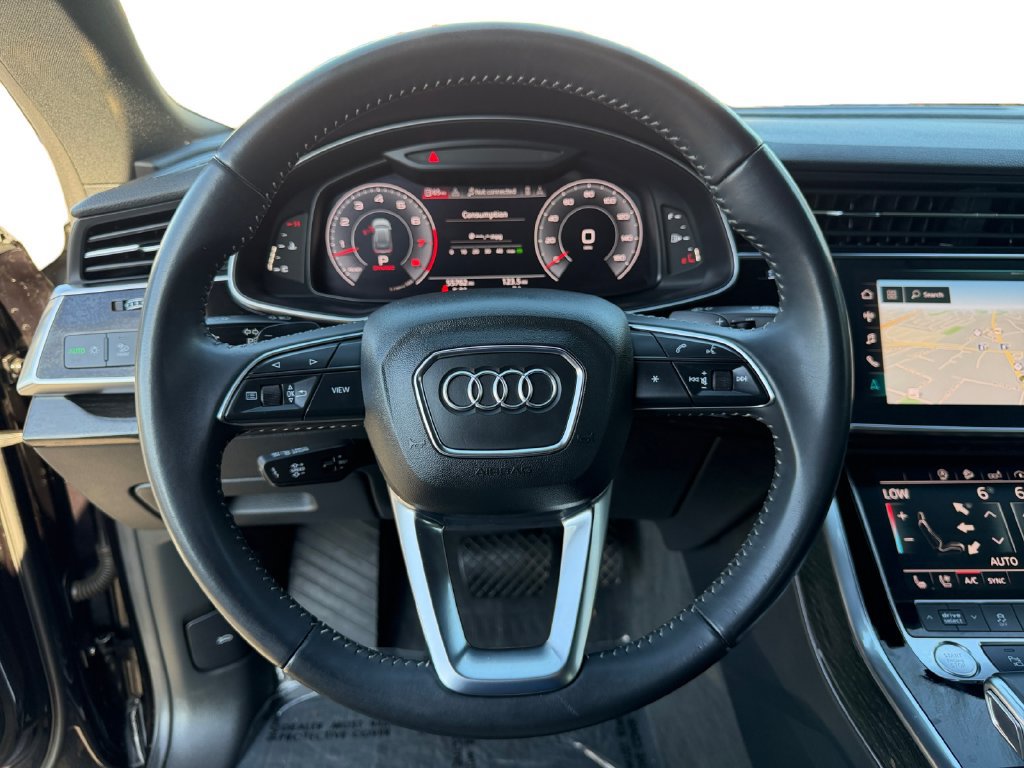 Used 2020 Audi Q8 Premium Plus w/ Premium Plus Package AWD/4WD image 18