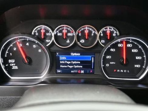 Used 2020 Chevrolet Silverado 1500 LT w/ Bed Protection Package AWD/4WD image 17