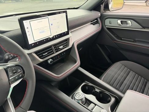 New 2026 Ford Explorer ST-Line AWD/4WD image 24
