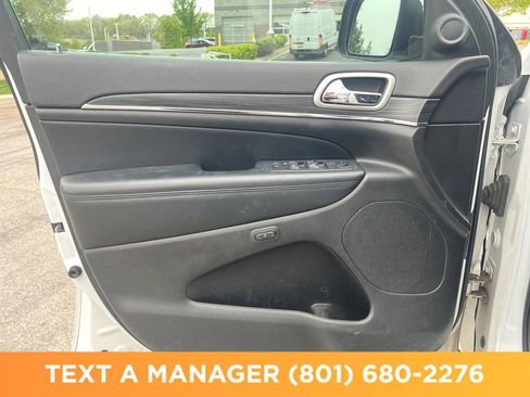 Used 2019 Jeep Grand Cherokee Limited w/ Luxury Group II AWD/4WD image 10
