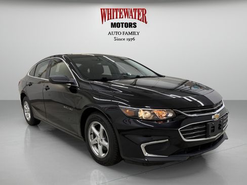 Used 2017 Chevrolet Malibu LS FWD image 5