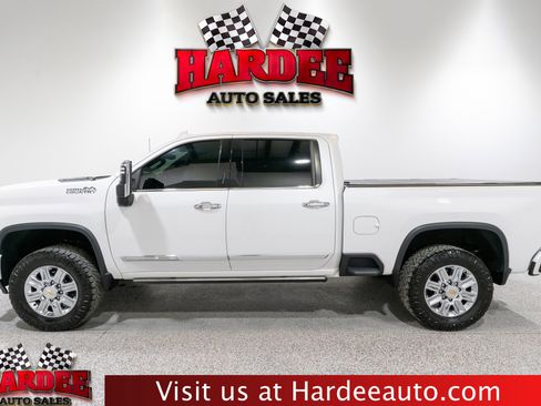 Used 2024 Chevrolet Silverado 2500 High Country w/ High Country Premium Package image 1