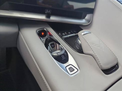 Used 2022 Chevrolet Corvette Stingray Premium Cpe w/ Z51 Performance Package RWD image 24