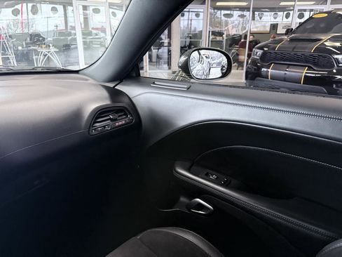 Used 2021 Dodge Challenger R/T Scat Pack w/ Dynamics Package image 46