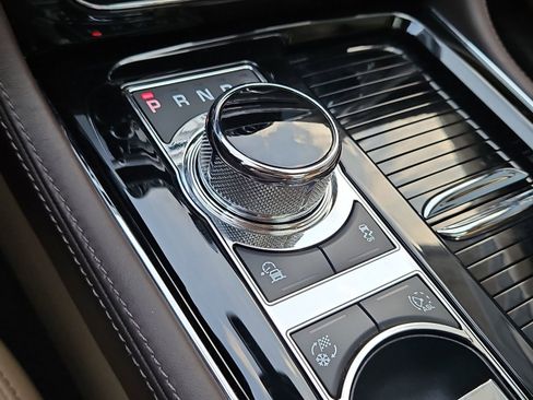 Used 2018 Jaguar XJ L Portfolio image 16