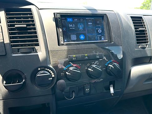 Used 2013 Toyota Tundra 2WD Double Cab image 10