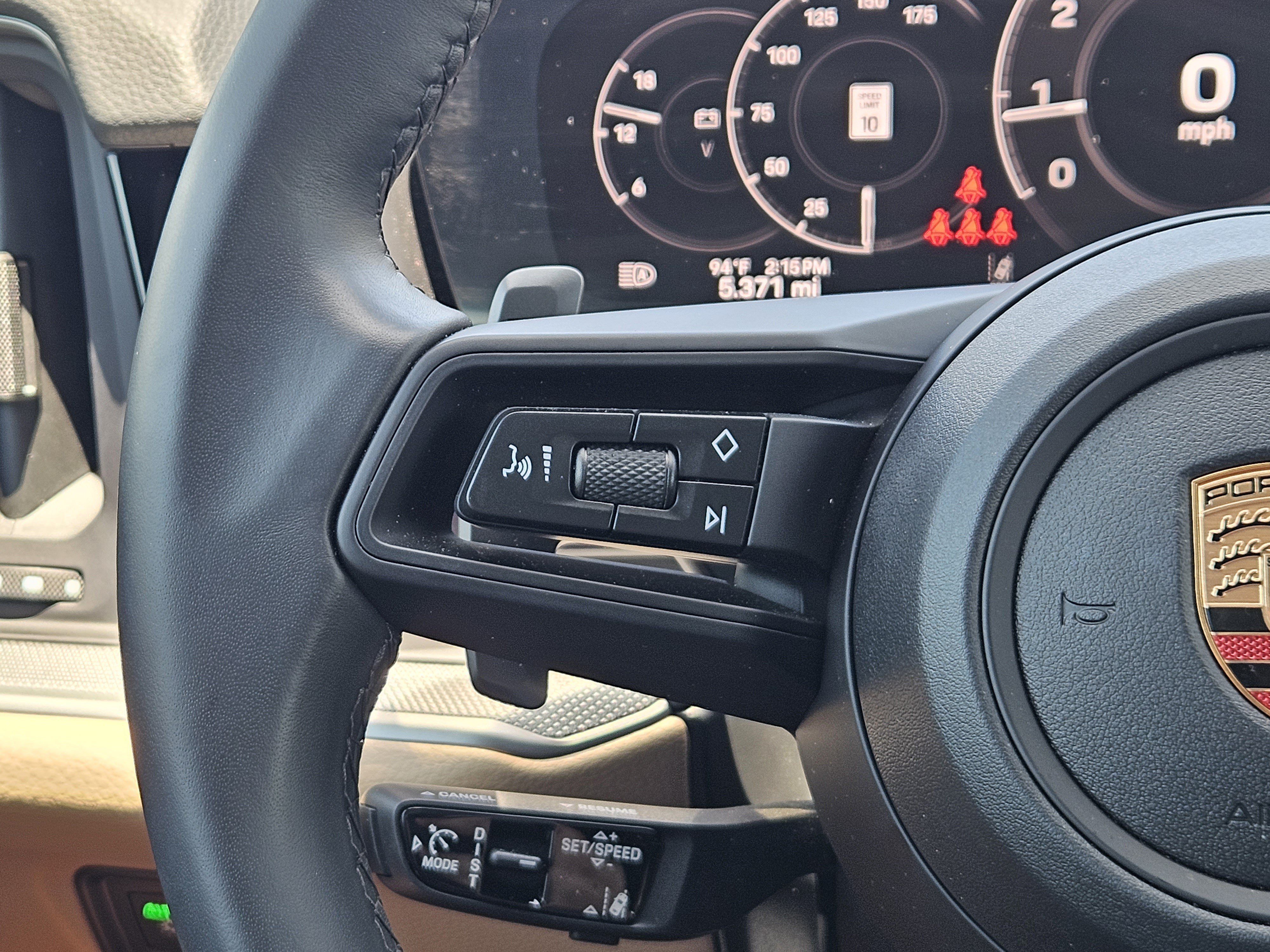 Certified 2026 Porsche Cayenne AWD/4WD image 26