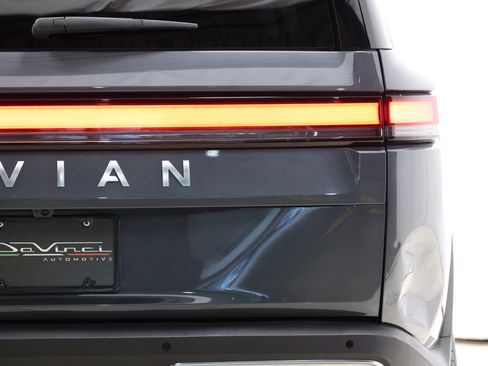 Used 2024 Rivian R1S Adventure AWD/4WD image 72
