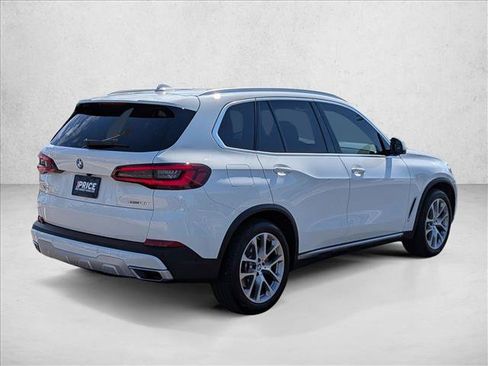 Used 2022 BMW X5 xDrive40i w/ Premium Package AWD/4WD image 5