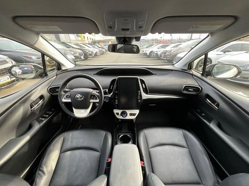 Used 2018 Toyota Prius Prime Plus image 15