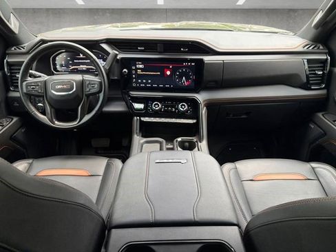 Certified 2024 GMC Sierra 2500 AT4 w/ Technology Package AWD/4WD image 18