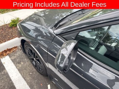 Used 2025 Toyota Camry SE FWD image 8