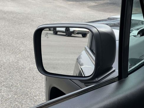 Used 2022 Jeep Renegade Latitude image 19