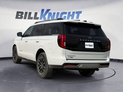 Certified 2025 Ford Expedition Platinum AWD/4WD image 3