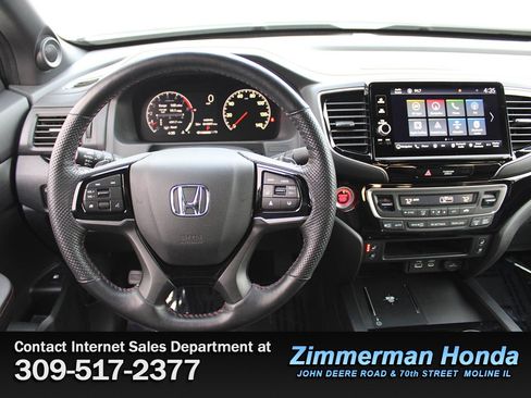 Certified 2024 Honda Ridgeline Black Edition image 13