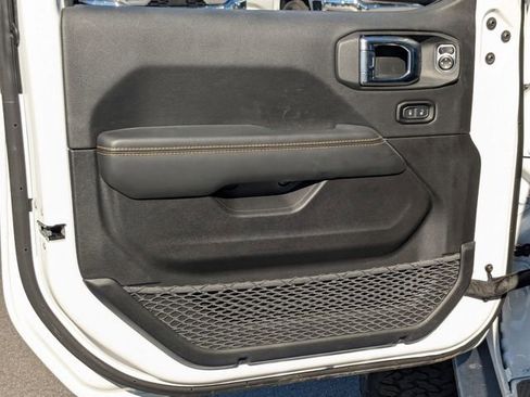 New 2025 Jeep Wrangler Unlimited Rubicon 392 image 10