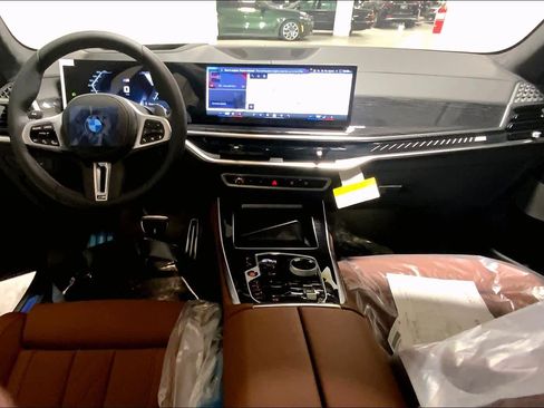 New 2026 BMW X5 M60i AWD/4WD image 5
