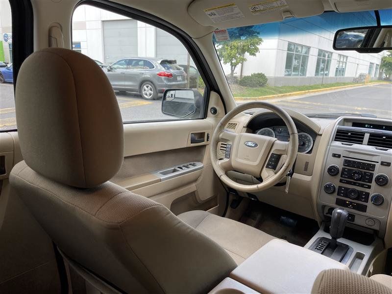 Used 2010 Ford Escape XLT FWD image 26
