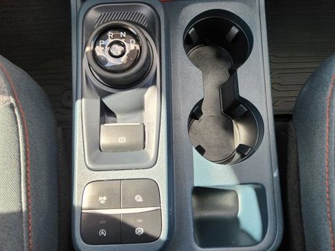 Used 2022 Ford Maverick XLT image 22