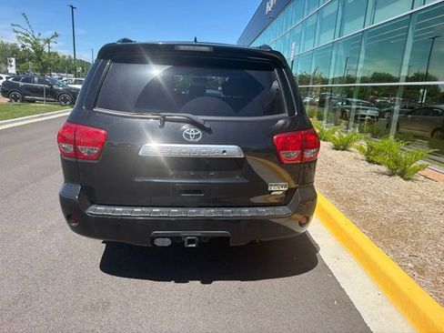 Used 2016 Toyota Sequoia Limited AWD/4WD image 13