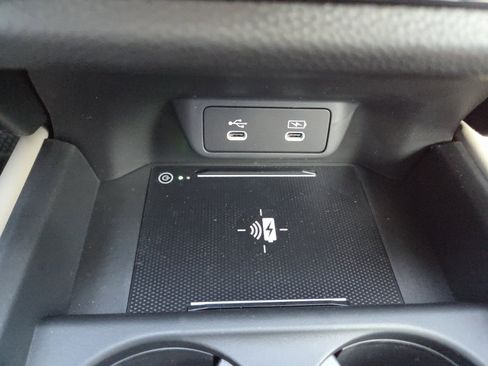 New 2026 Honda HR-V LX image 9