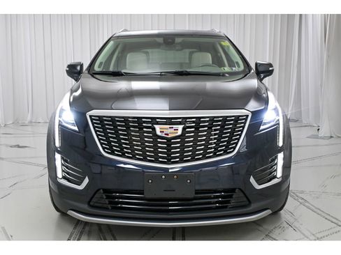 Certified 2021 Cadillac XT5 Premium Luxury image 3